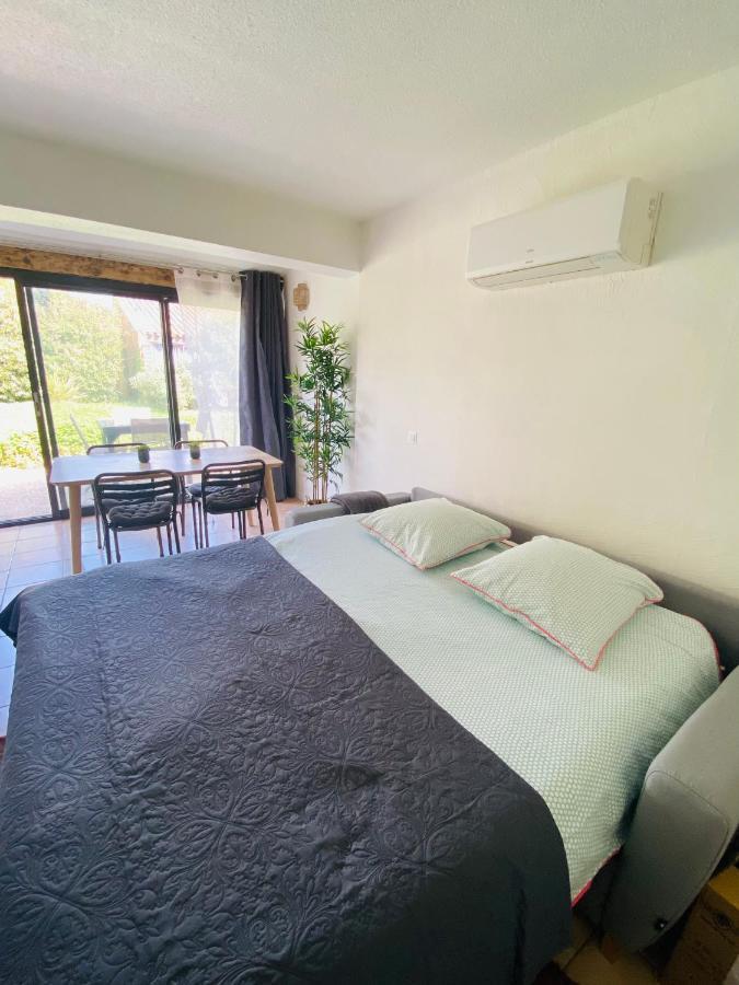 Appart Dans Residence Avec Piscine A Arles Exterior foto